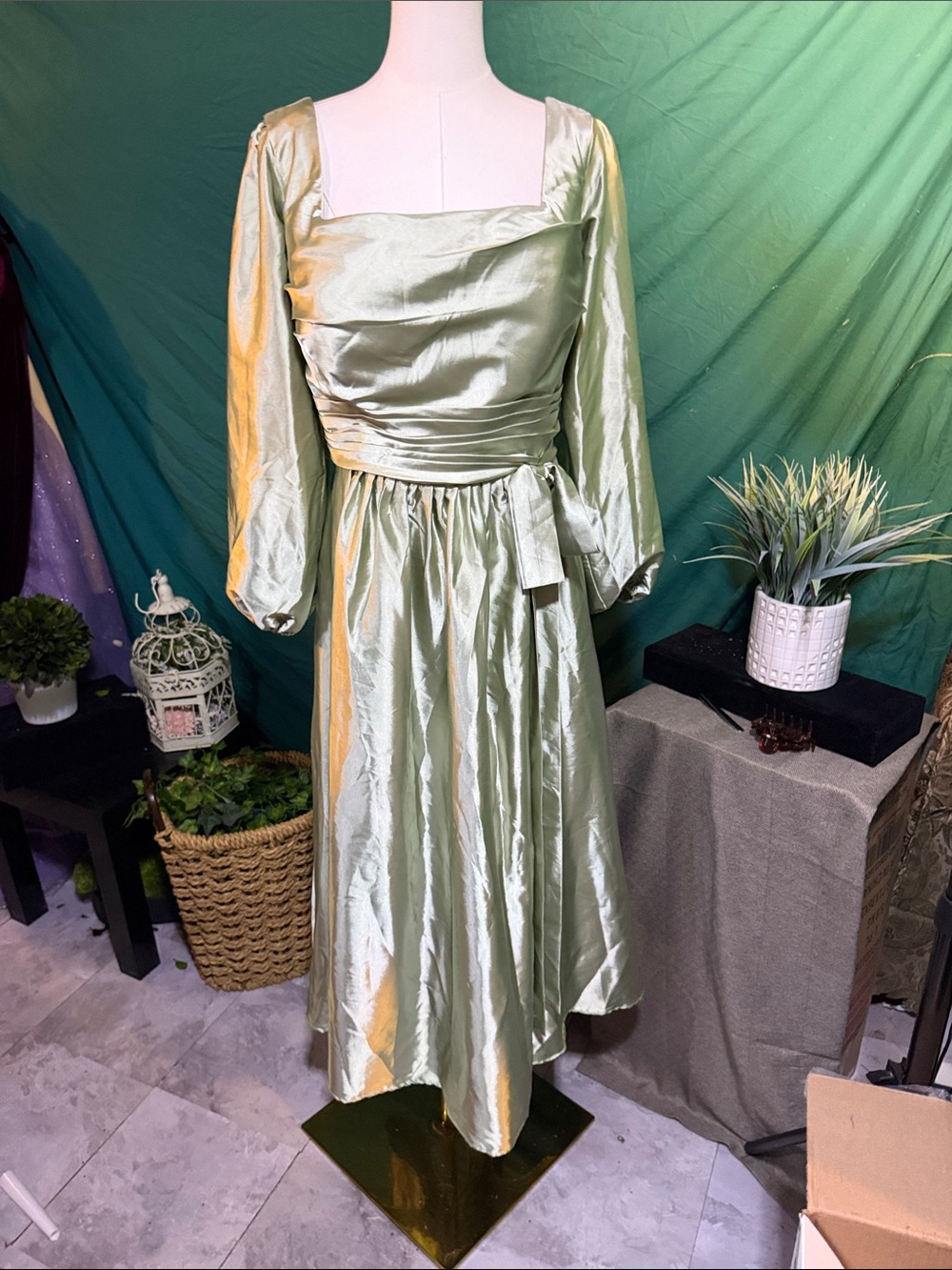 Satin Square-Neck Long Sleeve Dress in Pale Green with Waist Tie